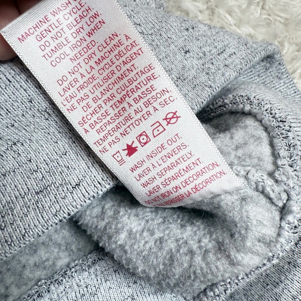 Canadiana Hoodie Womens Large Full Zip Canada Patch Gray Maple Leaf Cozy - Picture 8 of 11